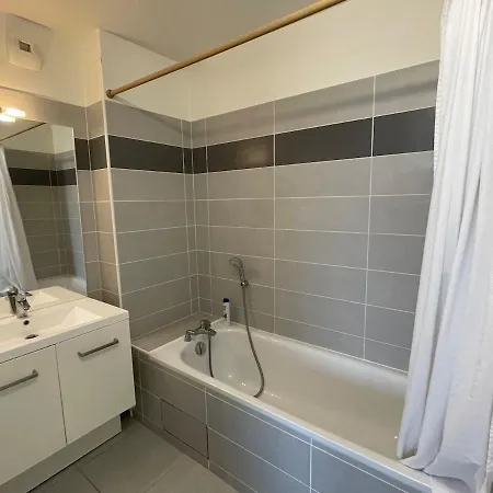 Paris Defense Arena Apartment *
